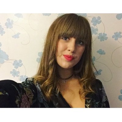 Profile Picture of Roberta Dix (@RobertaMary17) on Twitter