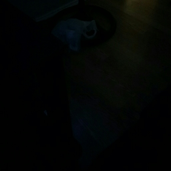 Profile Picture of Thalia Dilan (@dilan93) on Poshmark