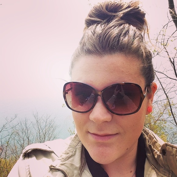 Profile Picture of Kassandra Marshall (@mamakass2) on Poshmark