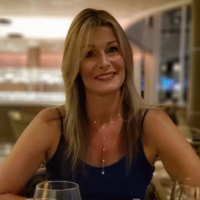 Profile Picture of Maria Matthews (@thesunshinebrit) on Twitter