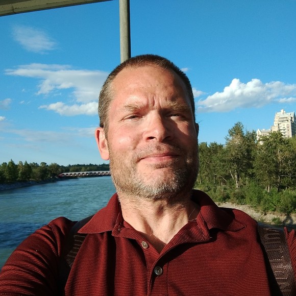 Profile Picture of Jesse Fuller (@jessefuller5) on Poshmark