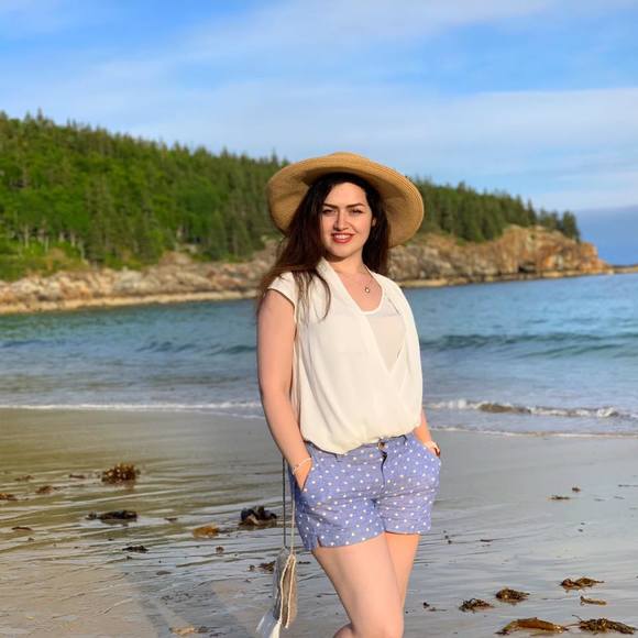 Profile Picture of Saman Enayati (@samanenayati) on Poshmark