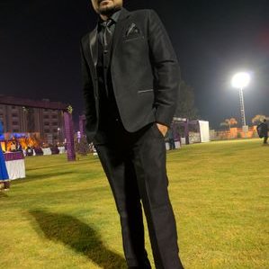 Profile Picture of Maulin Shah (@maulinshah10) on Twitter