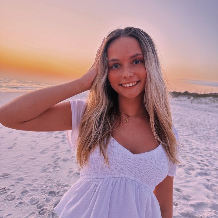 Profile Picture of kylie francis🪩💐 (@kylienfrancis) on Tiktok