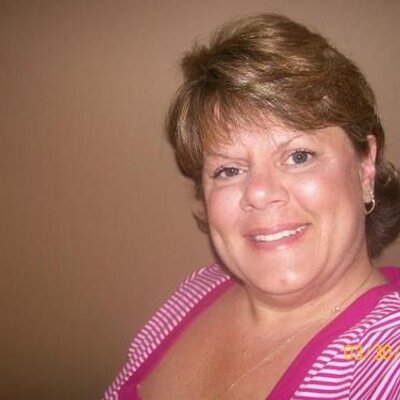 Profile Picture of Pamela Meredithon Twitter