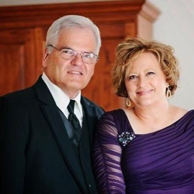Profile Picture of Ken Bronson (@kbron826) on Twitter