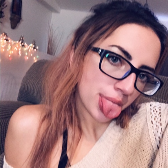 Profile Picture of Jaiden Severin (@jaiden_s2) on Poshmark