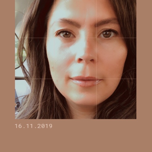 Profile Picture of Amy Bluck (@bluckky) on Poshmark