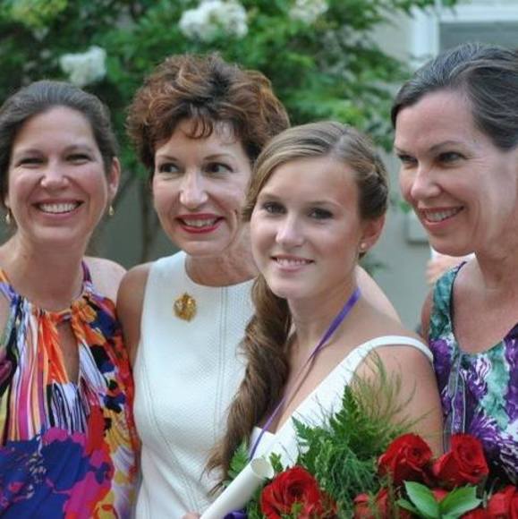 Profile Picture of Joanne Hamrick (@joannehamrick) on Poshmark