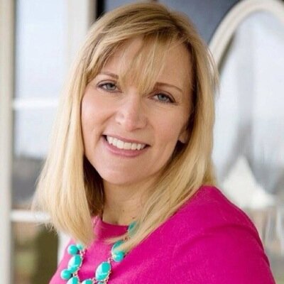 Profile Picture of AgentsinStyle (@RhodaWheeler) on Twitter