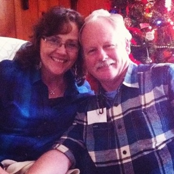 Profile Picture of Beth Dougherty (@bethdougherty23) on Poshmark