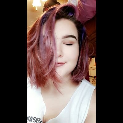 Profile Picture of Ruth Roy (@lilniggruth) on Twitter