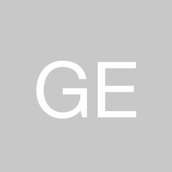 Profile Picture of Grace Emrich (@gemrich) on Poshmark