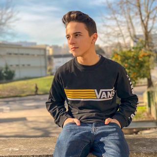 Profile Picture of Tomas Claro (@tomas.claro) on Facebook