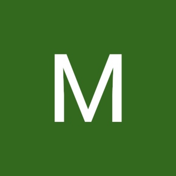 Profile Picture of Matthew Thibault (@matthewthiba385) on Poshmark