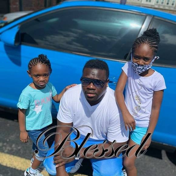 Profile Picture of Eric Thomas (@ericothomas) on Poshmark