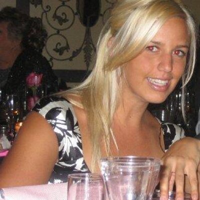 Profile Picture of Jaclyn M. Walker (@queenbeans02) on Twitter