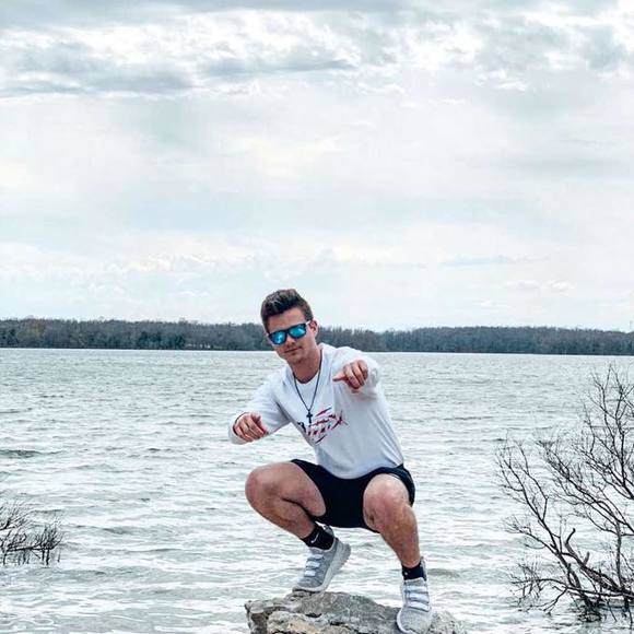 Profile Picture of Tyler Kaikkonen (@tkaikkonen9) on Poshmark