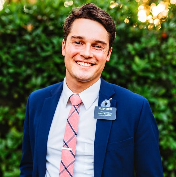 Profile Picture of Benson Smith (@bensontsmith1) on Poshmark