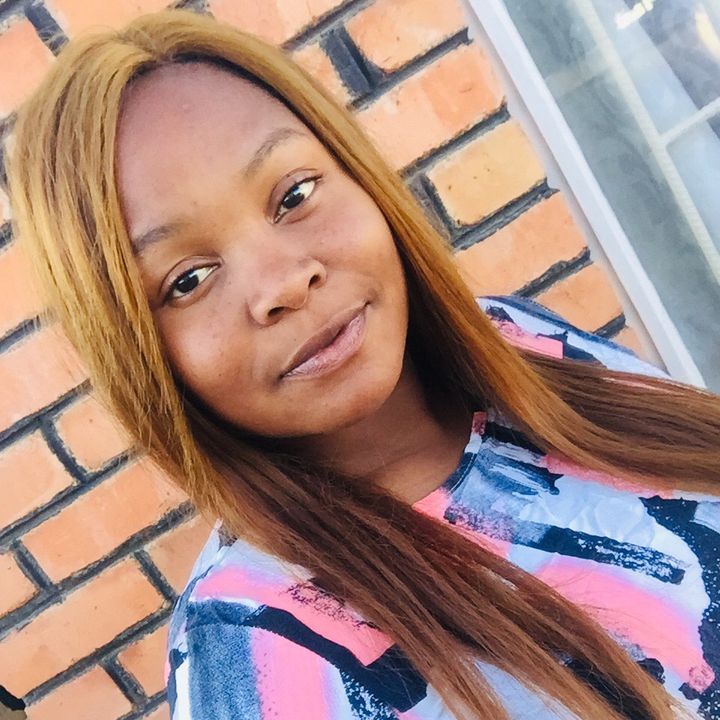 Profile Picture of fifie (@phyllischembe) on Tiktok