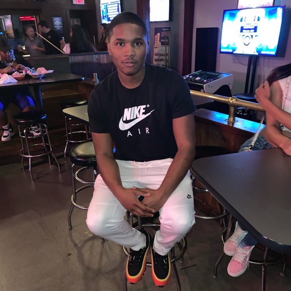 Profile Picture of Dominick Brown (@_igobydomo22) on Poshmark