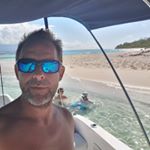 Profile Picture of David COMMINS (@moonsurfer974) on Instagram