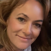 Profile Picture of Ann Carlton (@CarltonAnnE) on Youtube