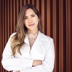 Profile Picture of L O R E N A    P R A D A (@lorenaprada_dermatologa) on Instagram