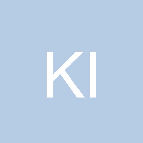 Profile Picture of Kayla Ignatz (@kignatz) on Poshmark