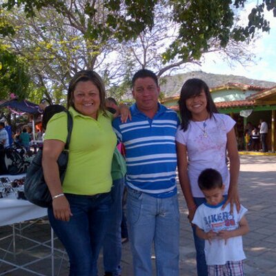 Profile Picture of Nora Falcon (@norafalcon1) on Twitter