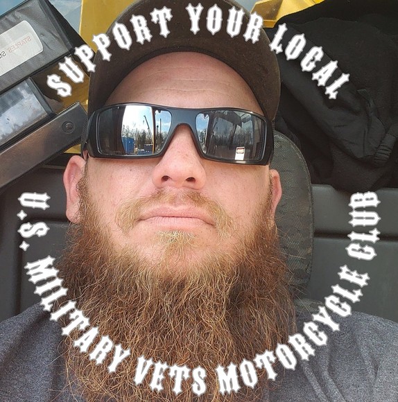 Profile Picture of Josh Winters (@knotyet) on Poshmark