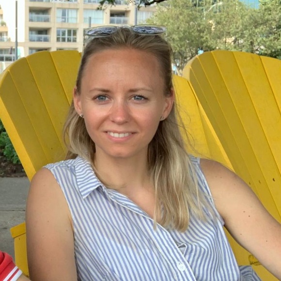 Profile Picture of Tove Kivijaervi (@tovekivijarvi) on Poshmark