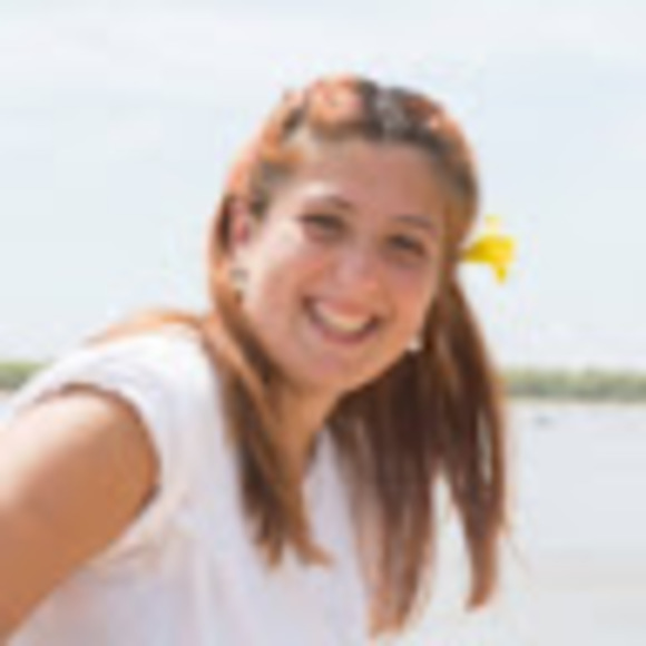 Profile Picture of Lucía Cabrera (@mlcabrera03) on Poshmark