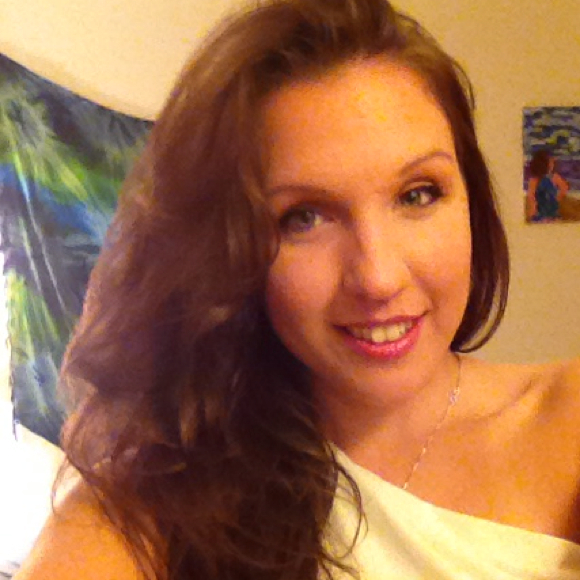 Profile Picture of Jenni Shochet (@jrshochet) on Poshmark