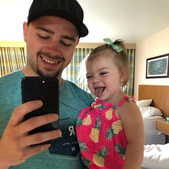 Profile Picture of Jared Mendonca (@mendoncajared) on Poshmark