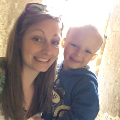 Profile Picture of Hollie James (@HollieJames93) on Twitter