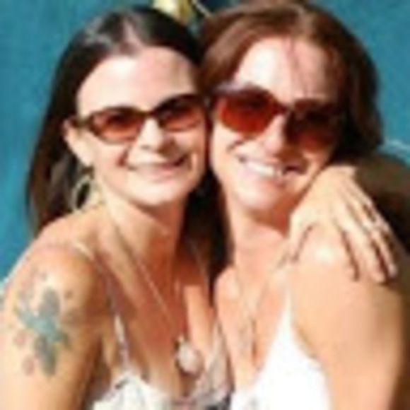 Profile Picture of Deena Faull (@deena_marie777) on Poshmark