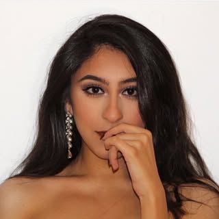Profile Picture of Alyzeh Umerani (@alyzehumerani) on Instagram