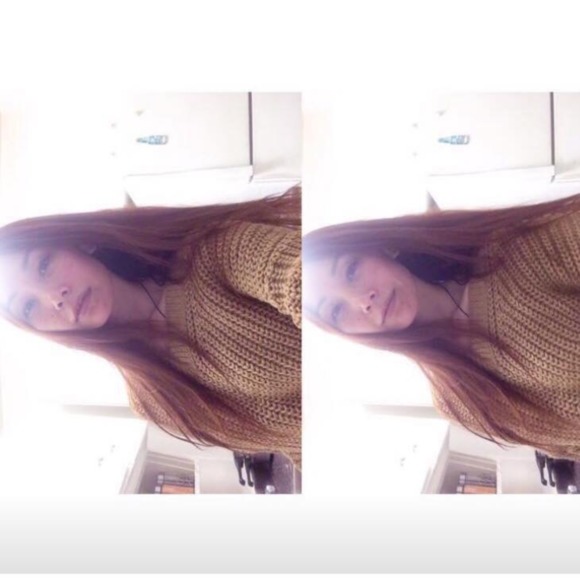 Profile Picture of Tsering Tsering (@ccherin) on Poshmark