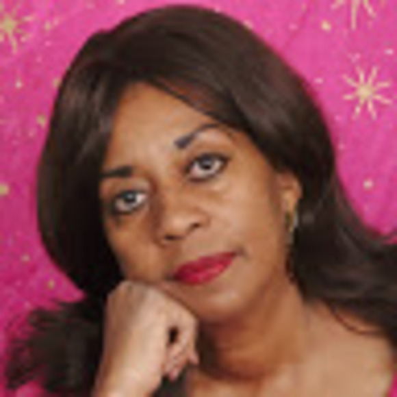 Profile Picture of Loretta Jones (@lorettajones414) on Poshmark