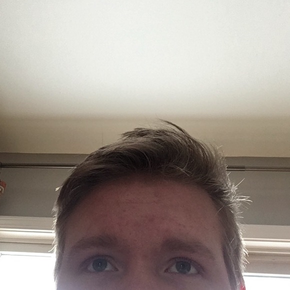 Profile Picture of Logan Campbell (@lcamp54) on Poshmark