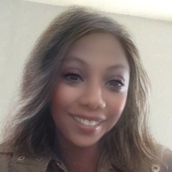 Profile Picture of Jasmine Conner (@jaajj) on Poshmark