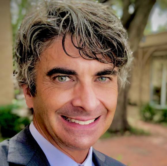 Profile Picture of Paul Alexander (@plexander) on Poshmark