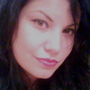 Profile Picture of Lorena Fabian (@lorefabian) on Youtube