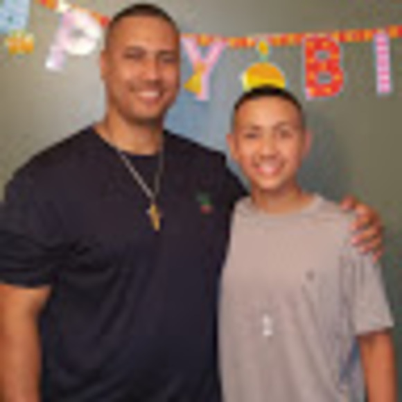 Profile Picture of Edwin Almonte (@edwinalmonte35) on Poshmark