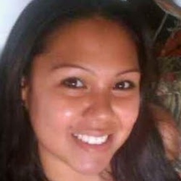 Profile Picture of Kisha Okuna (@kishaokuna) on Poshmark