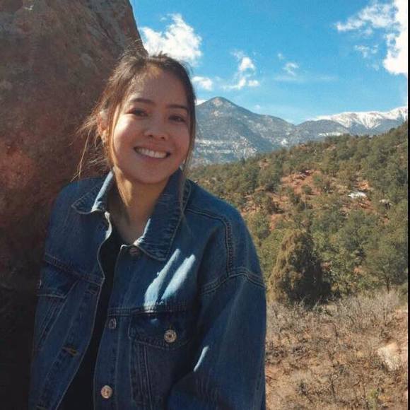 Profile Picture of Enlin Carow (@ecarow28) on Poshmark