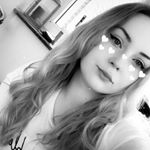 Profile Picture of Lisa Lorenz (@lx_mx_lx) on Instagram