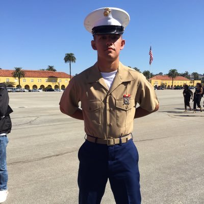 Profile Picture of Rey De Basura (@PeterWinder13) on Twitter