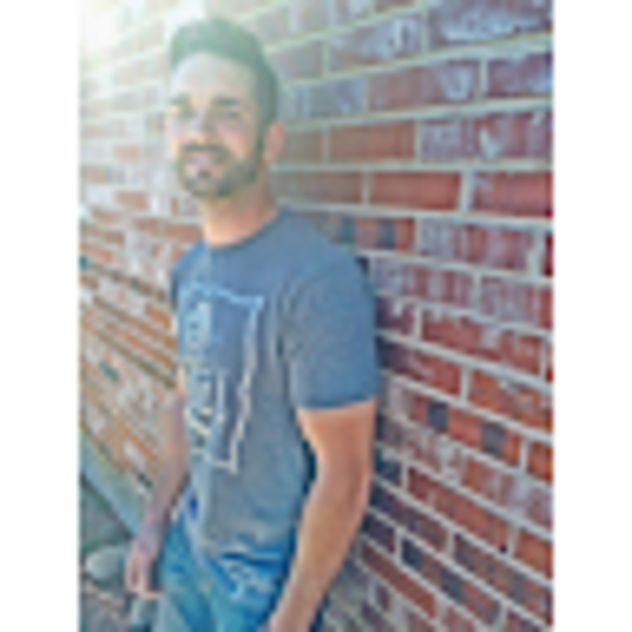 Profile Picture of Joseph Dugan (@dugancache) on Poshmark